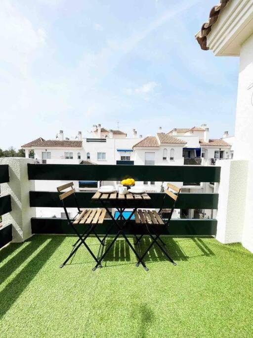 Apartemen 2br, 1bth Flat Near Puerto Banus *